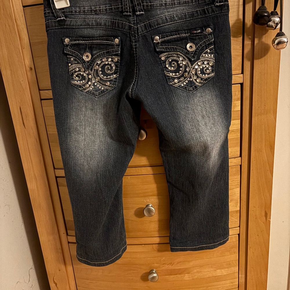 Angel Stretch Capri Jeans